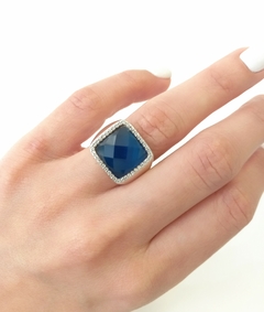 Anillo sello con piedra azul de Plata 