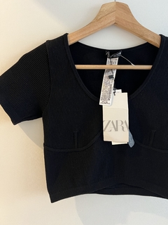 REMERA CROP ZARA