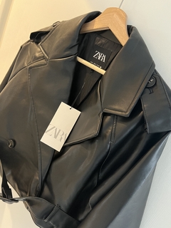 JACKET ECOCUERO ZARA