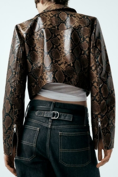 Imagen de JACKET ZARA REPTIL