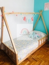 Cama Tipi con Patas y Barandas