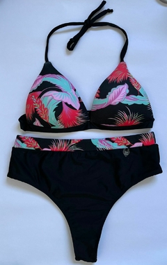 Bikini black flower fijo en internet