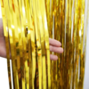 cortina metalizada dorada