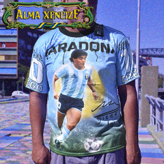 "El Sol" Remera Homenaje Diego Maradona en internet
