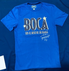 Remera Boca El Beso de Mamá azul francia - comprar online