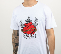 T-Shirt Regular Deum Coração Sagrado | Branca - comprar online