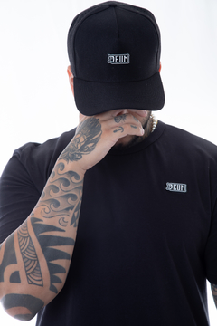 BONÉ TRUCKER LASERCAP TAG DEUM PRETO - loja online