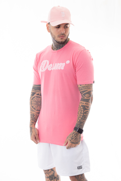 Imagem do CAMISETA ROSA DEUM