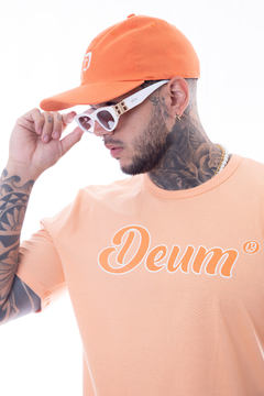 CAMISETA LARANJA DEUM - comprar online