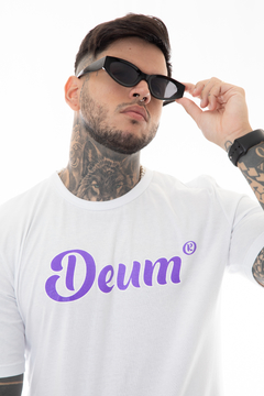 CAMISETA BRANCA DEUM - comprar online