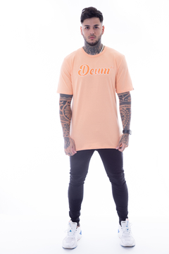 CAMISETA LARANJA DEUM - loja online