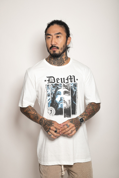 Camiseta CHRIST DEUM OFF WHITE - comprar online