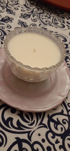 YELLOW candle
