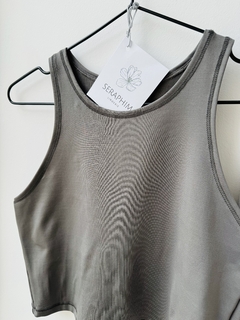 Top Crop gris oscuro