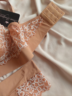 Conjunto de lingerie urbanic na internet