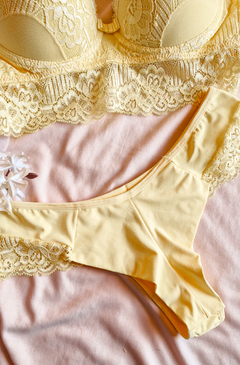 Conjunto Elegance Renda Yellow - comprar online