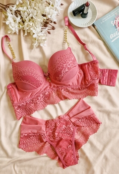 Conjunto de Renda Glamour Rosa