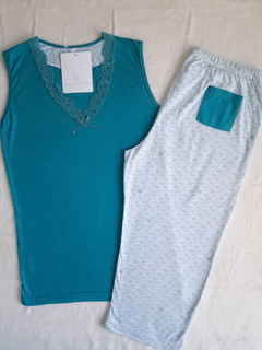 pijamas de mujer con capri talle small - comprar online