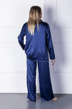 PILAR-Set Pijama largo de satén azul marino en internet