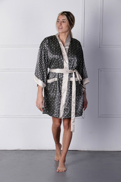 SURI - Kimono en satén print - comprar online