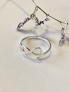 Anillo con infinito - Jash accesorios