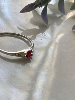 Anillo Plata y cristal rojo - tienda online