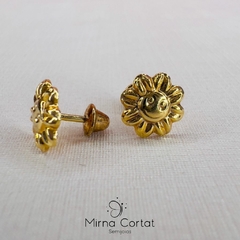 Brinco Florzinhas Baby banhado em ouro 18k - comprar online