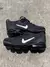 Vapormax 3.0 - Preto/ Branco na internet