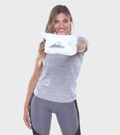 ROMPEVIENTO METRIC MUJER (NPPTEHHROF) - comprar online