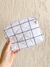 Necessaire Recycle Grid Branco na internet