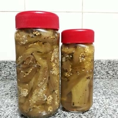 Berenjenas en escabeche x 100gr