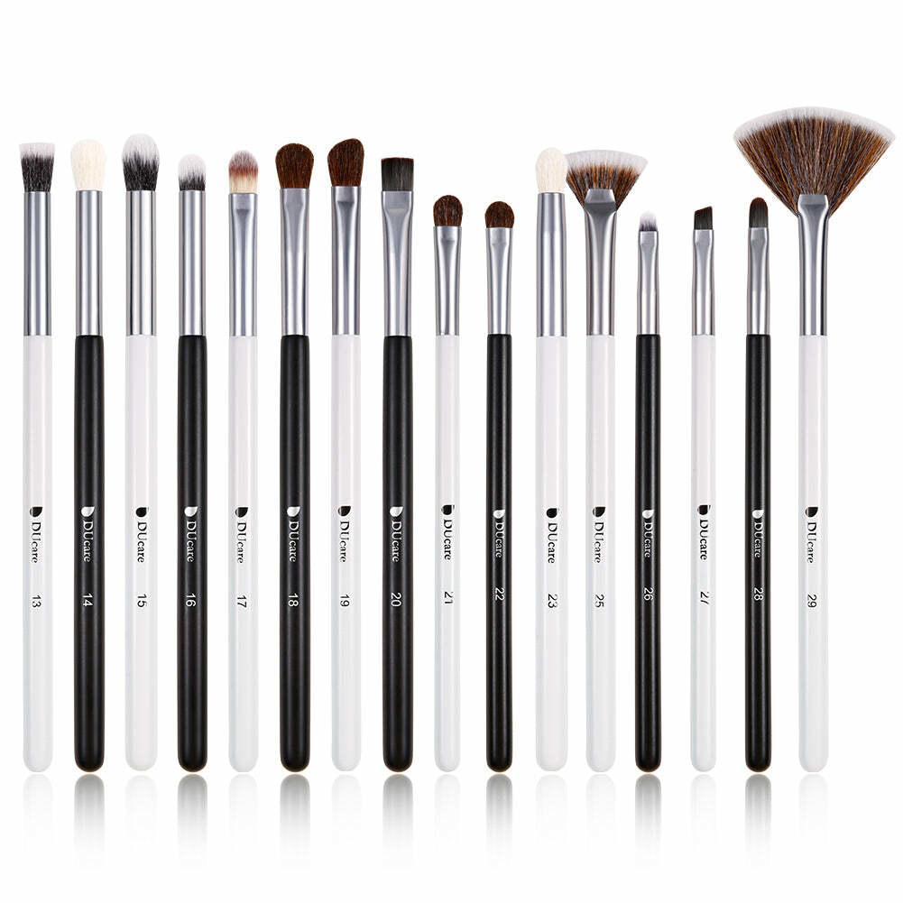 PANDA 16 - 16 in 1 Makeup Brushes Set - GLOW STORE