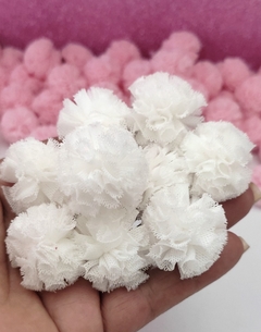 Pompom de Malha Tule 25mm Para APliques em Artesanatos na internet