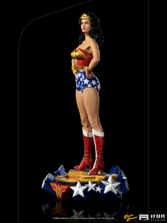 Mulher Maravilha 1979 Wonder Woman Lynda Carter 1/10 Iron Studios - comprar online