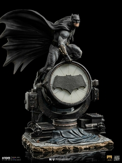 Batman Batsinal Deluxe Zack Snyder's Justice League 1/10 Iron Studios