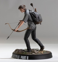 Ellie The Last of Us Part II with Bow Figure Dark Horse na internet