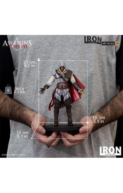 Ezio Auditore 1/10 Assassins Creed Ii (regular) iron Studios - loja online