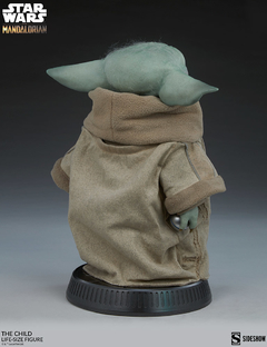 Baby Yoda The Child 1/1 - Star Wars The Madalorian - Sideshow - loja online