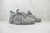 Air Jordan 4 X Kaws "Cool Grey" na internet