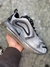 Air Max 720 cinza claro