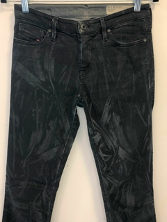 Calça jeans DIESEL feminina - 28/34 - SUSTENTARE BRECHÓ