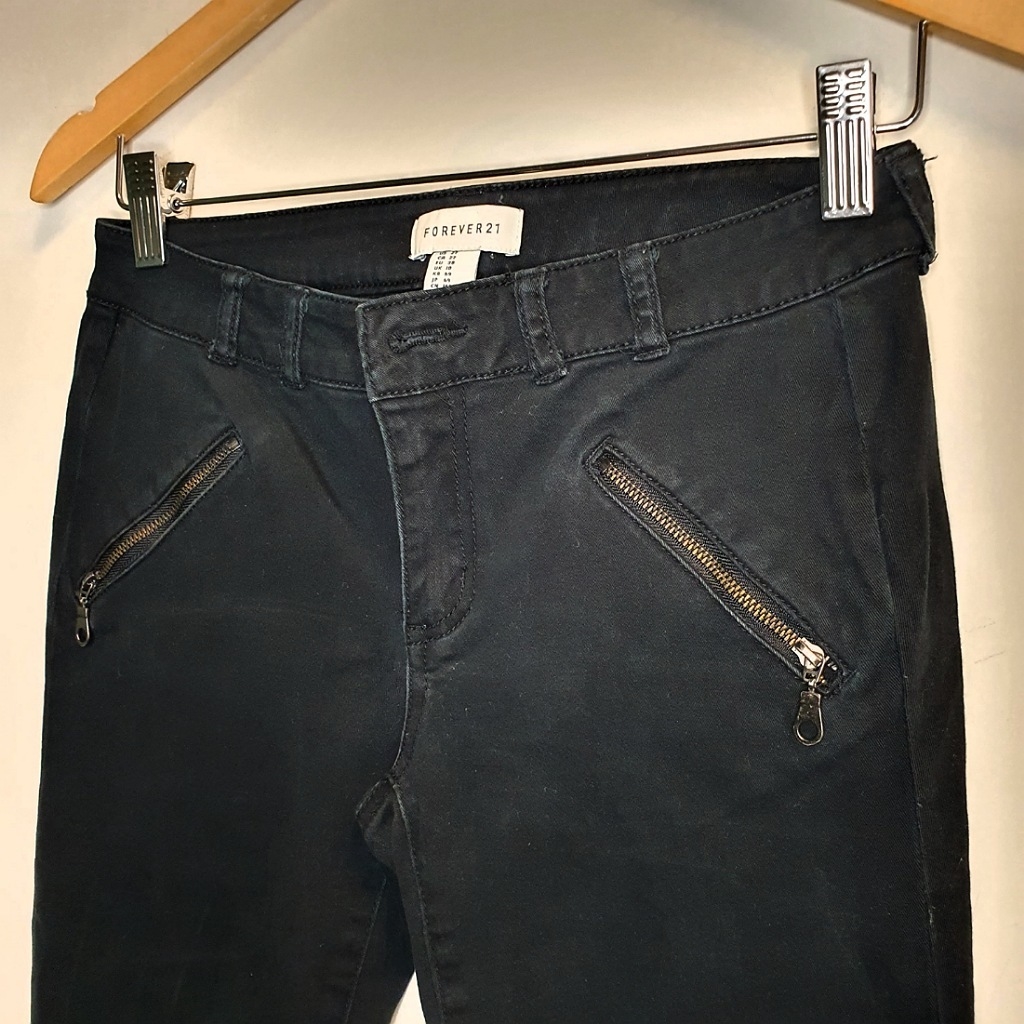Forever 21 hotsell calças masculinas