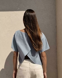 Blusa Light Blue Lovers en internet