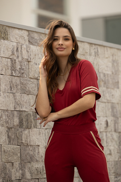 CONJUNTO MELAINE- VERMELHO COM FAIXAS BEGE - comprar online