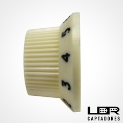 KNOB STRATOCASTER BRANCO ENVELHECIDO - CONJUNTO (1 Volume + 2 Tone) - comprar online