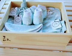 Ajuar Baby Estrellitas + Baby Box