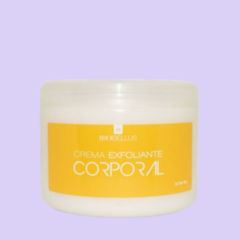 Crema exfoliante corporal