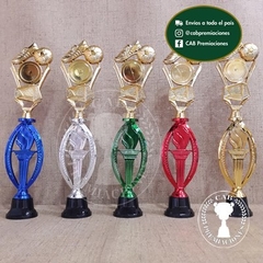 Trofeo plástico fútbol arco, botín, pelota p/ centro - Ovalado BN -