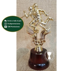 Trofeo Souvenir atletismo running llegada en base de madera