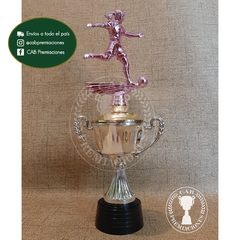 Copa plástica Fac con figura fútbol femenino alto fucsia BE - comprar online